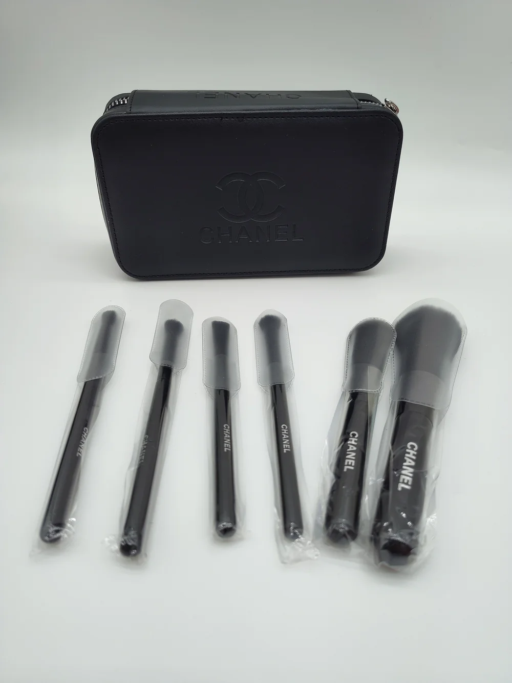 CHANEL Makeup Beauty Brush Travel Case 6 Piece Brush Set Organizer NIB LAST ONE